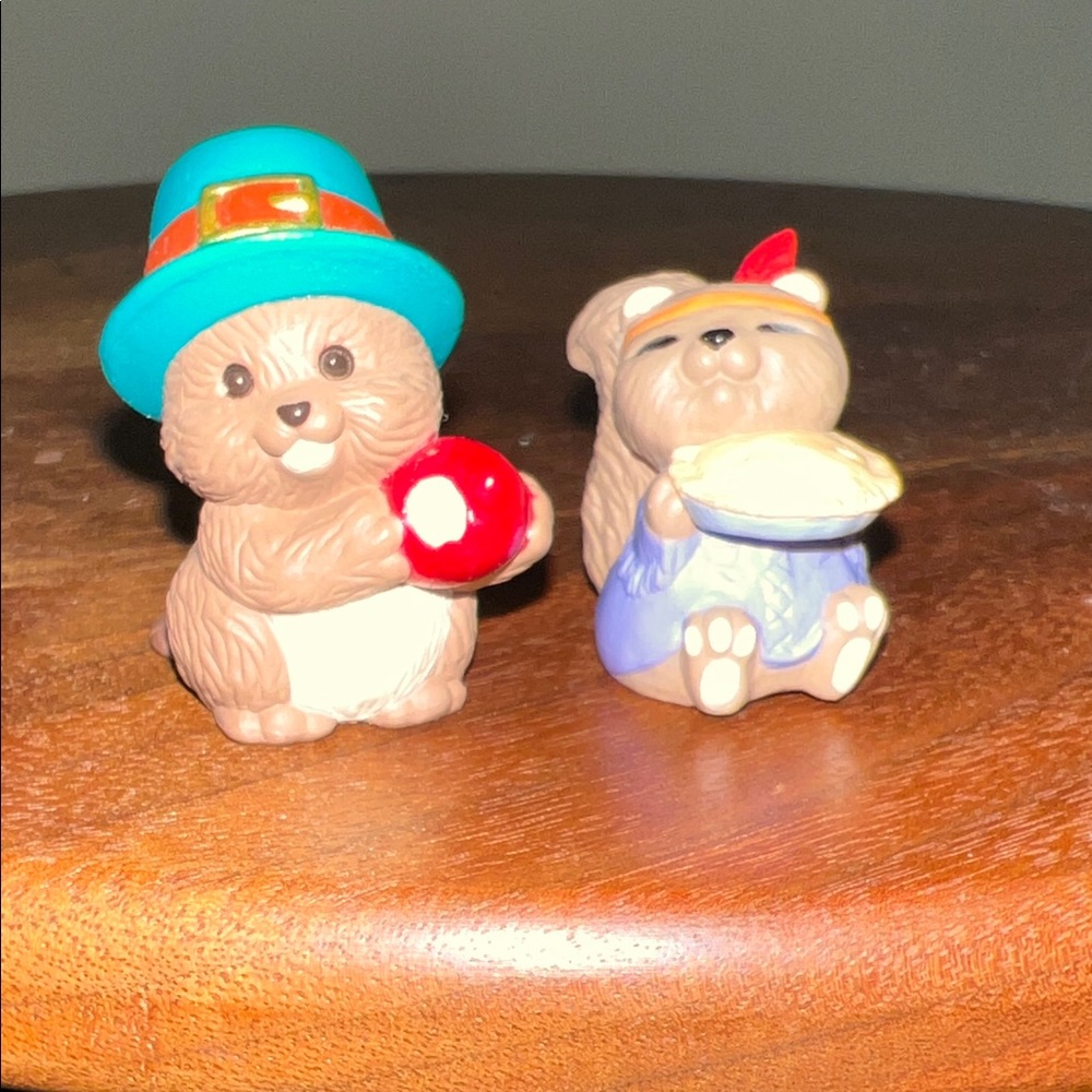 Hallmark Vintage 1993 Merry Miniatures - EC